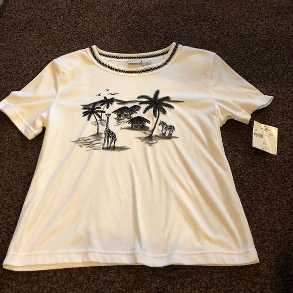 Koret Pull over Sahara Summer Animals size LP White Top NWT.        RS - Picture 1 of 5